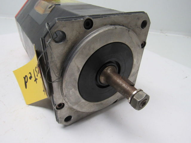 Fanuc A06B-0512-B005-R Servo Motor 110V 3PH 2000 RPM