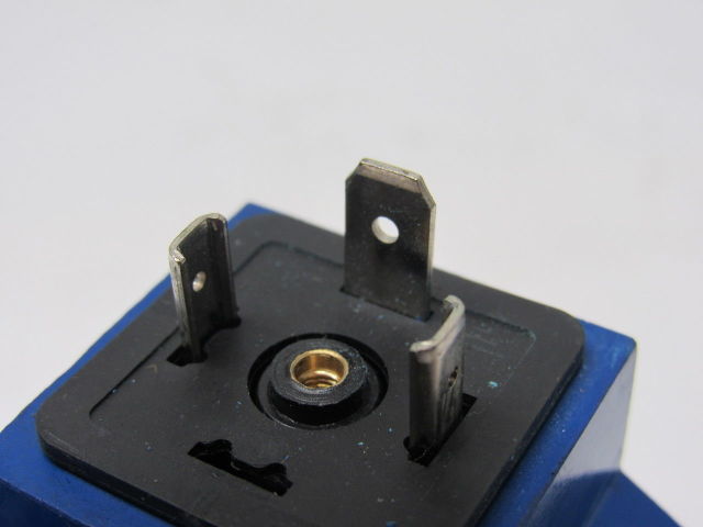 Toyooki SLH3-03 24VDC Solenoid Coil