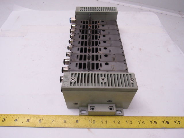 Numatics Ser. 239 Double Z Board 9 Port Pneumatic Air Manifold Assembly W/Caps