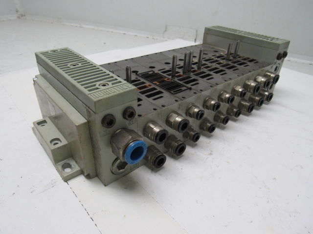 Numatics Ser. 239 Double Z Board 9 Port Pneumatic Air Manifold Assembly W/Caps