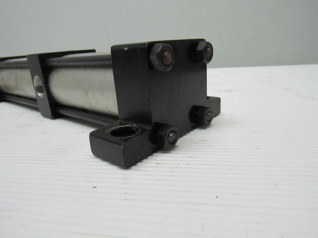 Numatics S2AK-03G4Z-AMU202A 1-1/2 Bore 3.375" Stroke Multi Position Air Cylinder