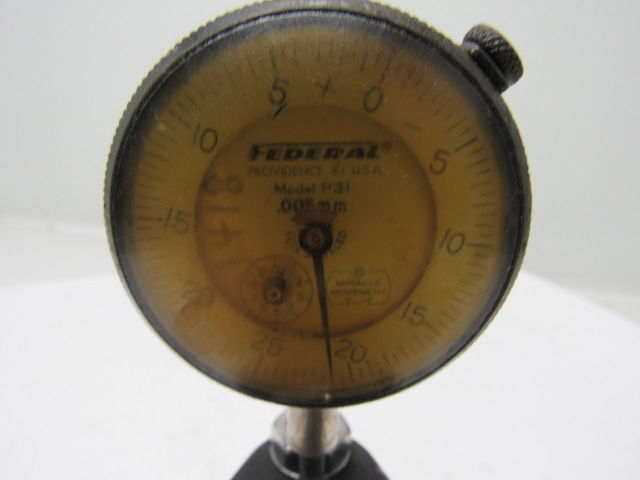 Dow Gage Model 10 Dial Manual Precision Parts Comparator Gauge .005mm Increment