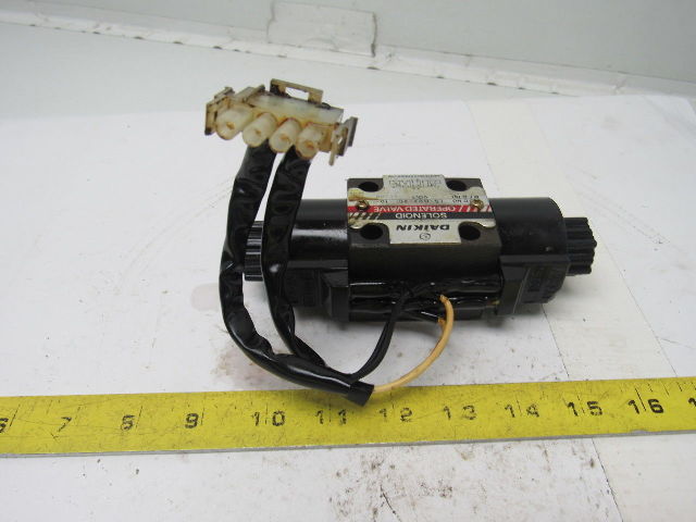 Daikin LS-G02-2CA-10-50S Hydraulic Solenoid Control Valve 100V Coil