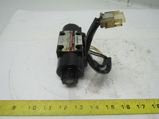 Daikin LS-G02-2CA-10-50S Hydraulic Solenoid Control Valve 100V Coil