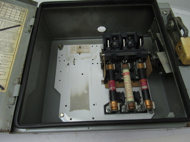 Joslyn Clark C18TAX6031500T Fusible Disconnect Switch Enclosure