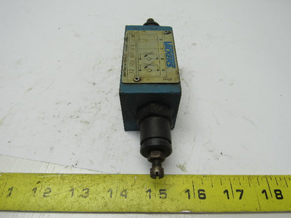 Vickers DGMFN-3-Y-A2W-B2W-21 Modular Valve Flow Regulator
