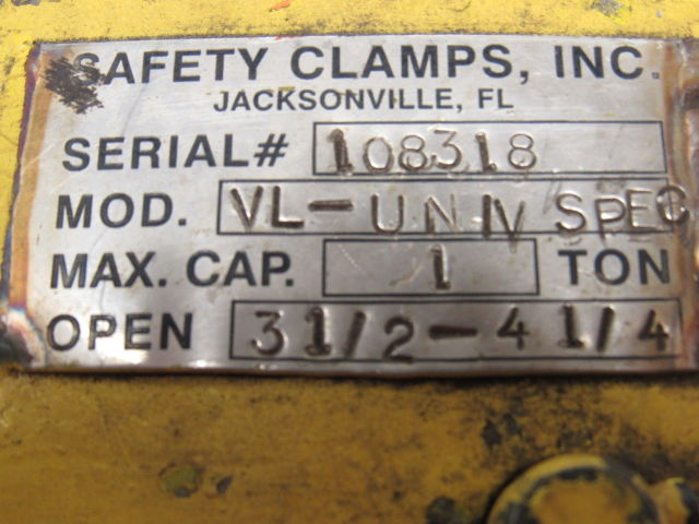 Safety Clamps VL-UNIV SPEC 1 Ton Capacity Vertical Lifting Clamp 3-1/2"-4-1/4"