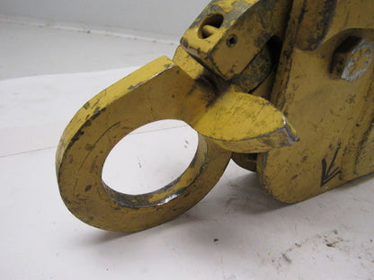 Safety Clamps VL-UNIV SPEC 1 Ton Capacity Vertical Lifting Clamp 3-1/2"-4-1/4"