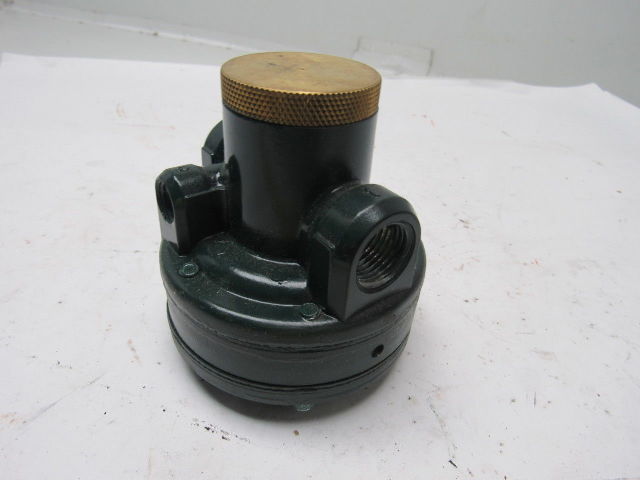 J.D.B. Dense Flow Regulator 1/2"NPT Jet Green