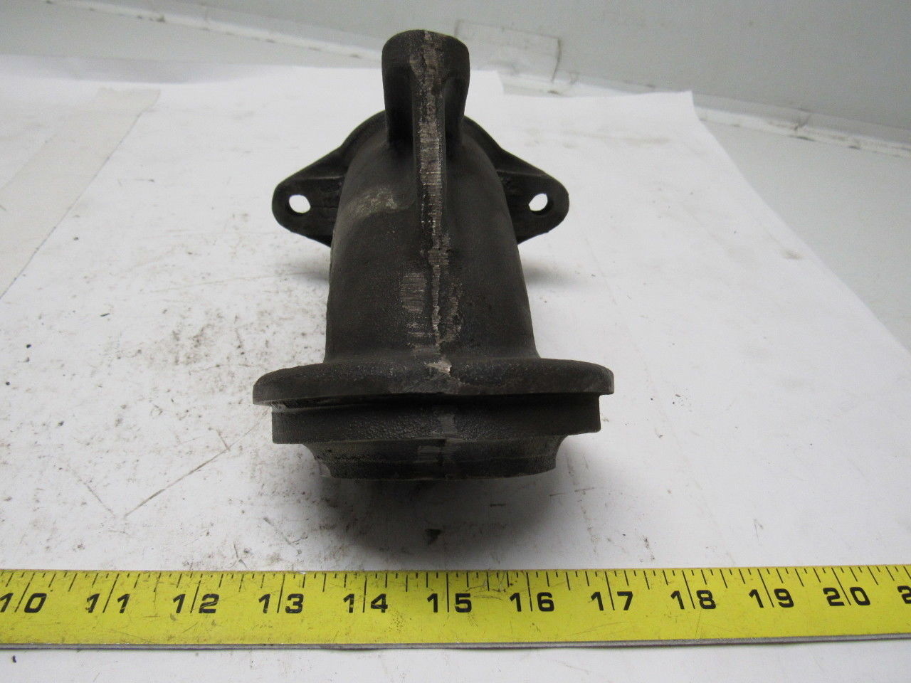 Wheelabrator 6-610685 Feed Spout 2-1/2" Diameter 4-1/2" bolt Center NOS