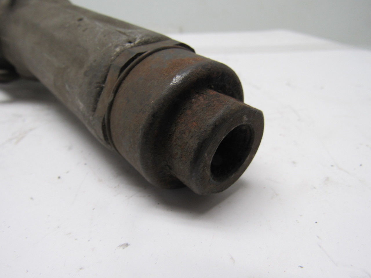 Cleveland 843475 Straight Pneumatic Air Grinder Handle W/Thumb Switch