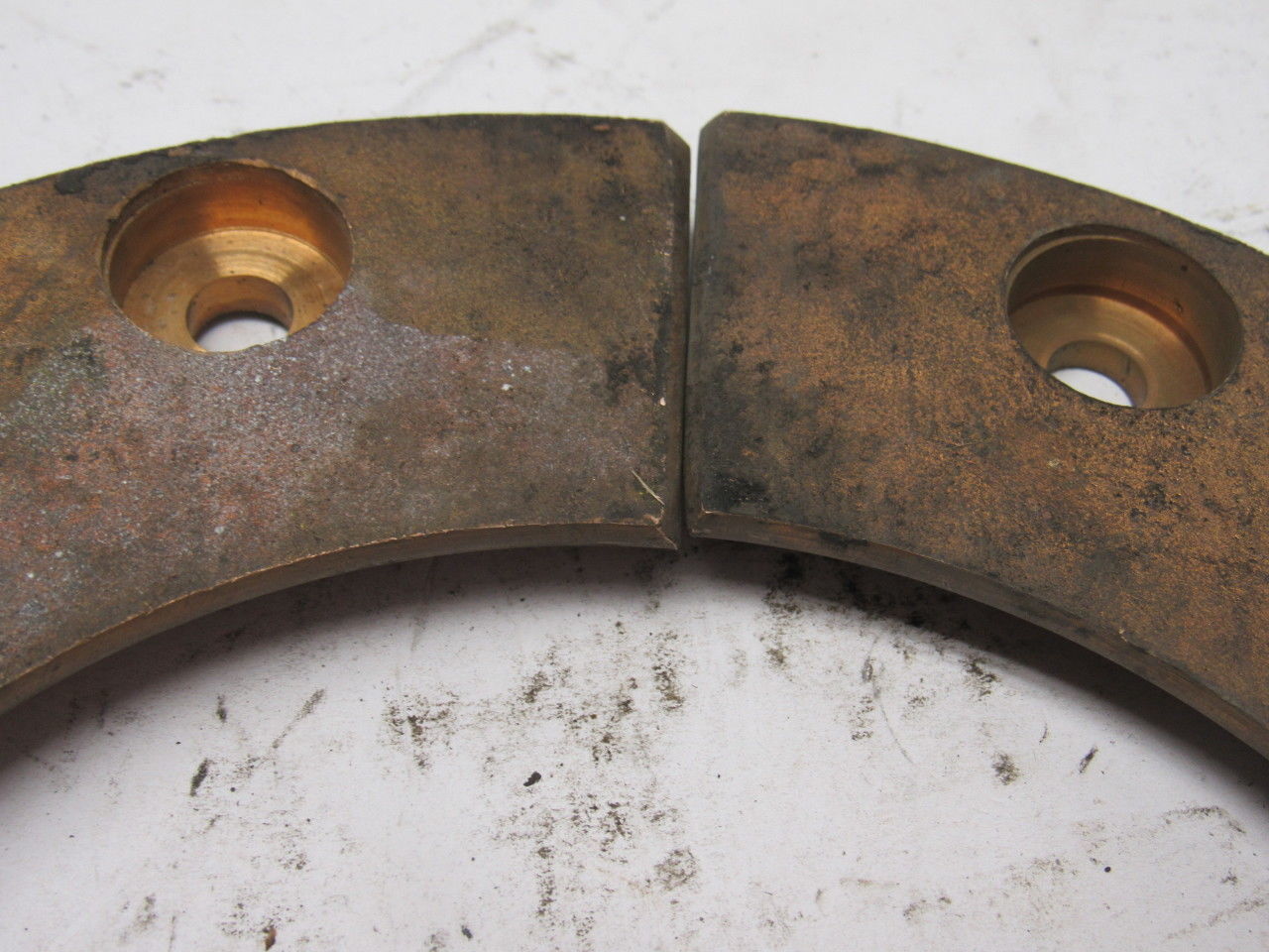 Simplicity Bronze Slinger Bearing Shield For Shakeouts Serial # 410-SODE-192