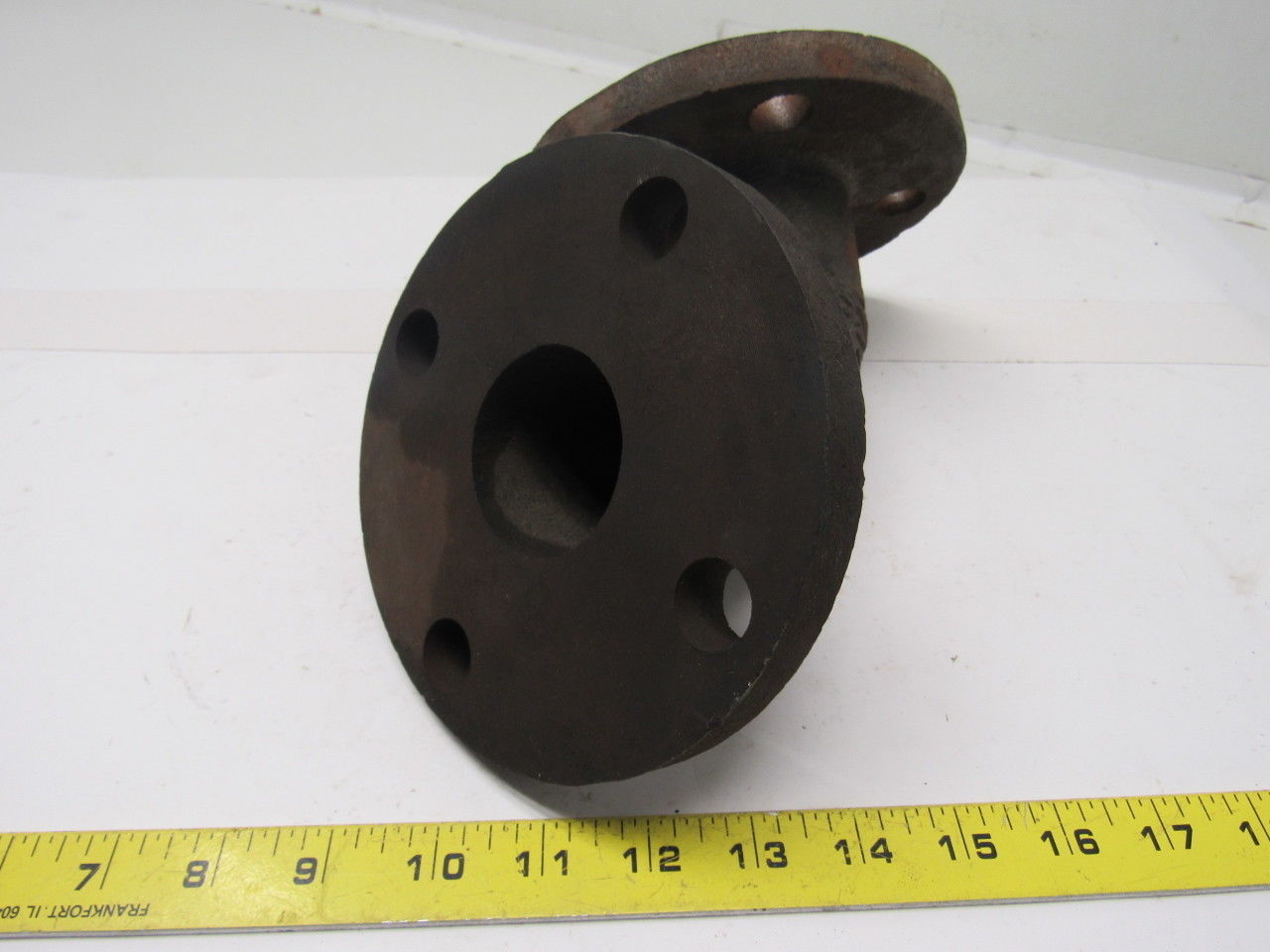 Walworth 2" Cast Steel 125lb Flanged 90 Degree Pipe Elbow W/(4) 7/8" Bolt Holes