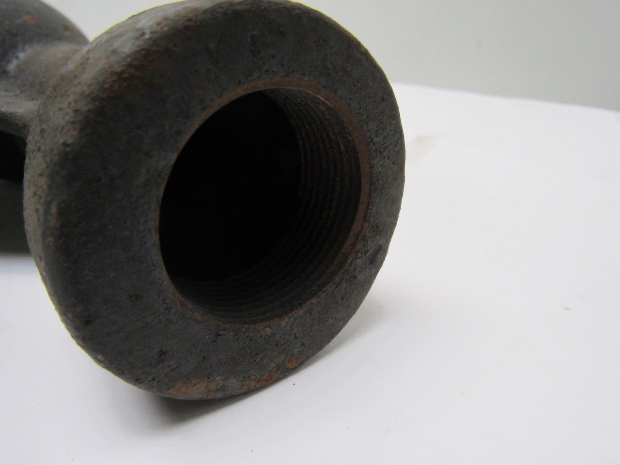 2-1/2FL24 2-1/2" X 1-1/4" Cast Steel Pipe 90° Cleanout W/Flange