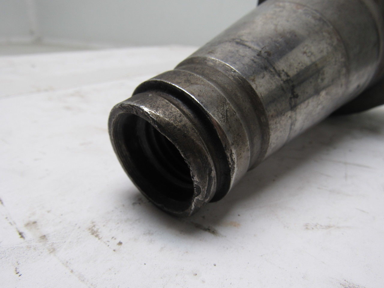 Devlieg TH50FC-S200 NMTB50 Shell Mill Holder 2" Arbor 2-1/8" Proj.