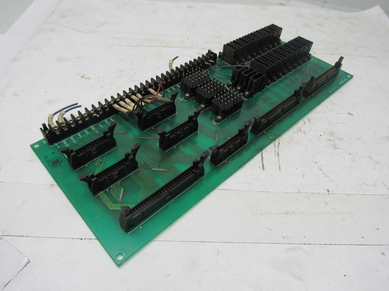 Hitachi Seiki IN87001-HS Yaskawa CNC LX3 Distribution Board
