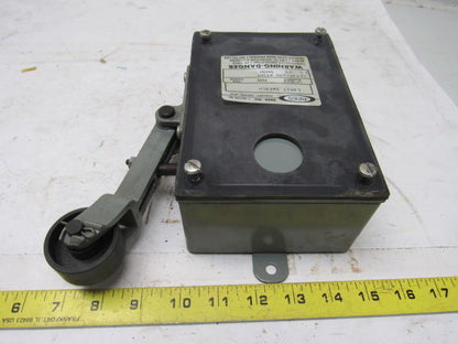 Rees 04939-100 Roller Lever Electric Limit Switch Right Hand