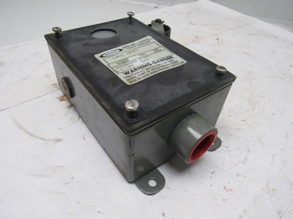 Rees 04939-100 Roller Lever Electric Limit Switch Right Hand