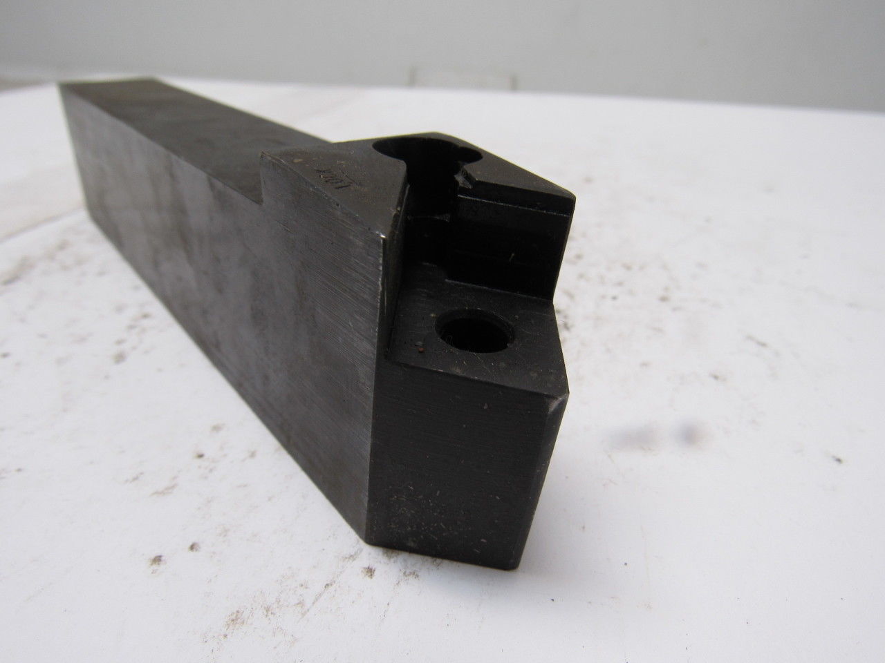 Kennametal DCMNN-866E 1" X 1-1/2" Square Shank Tool Holder 7" Length