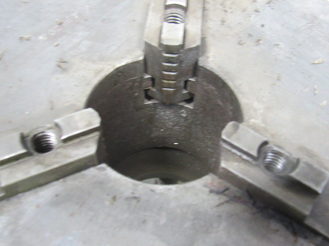 Pratt Burnerd 9219-01370 Setrite 8-1/4" Self Centering Scroll Chuck
