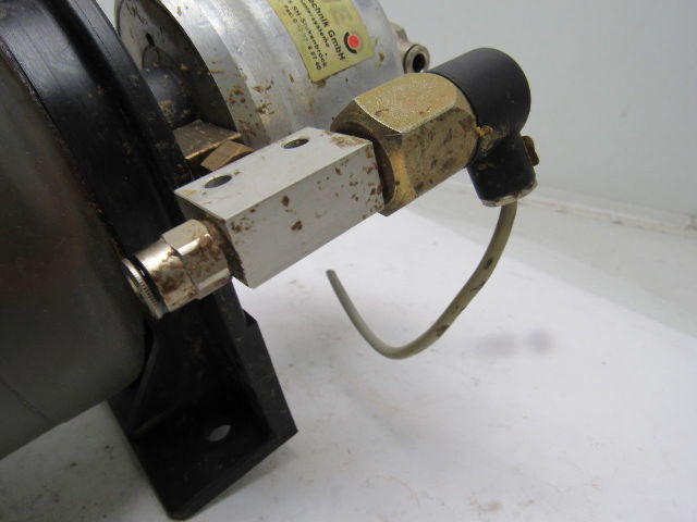 Tekawe A0P-EA,5 Air Operated Grease Pump From Weeke BP-140 CNC