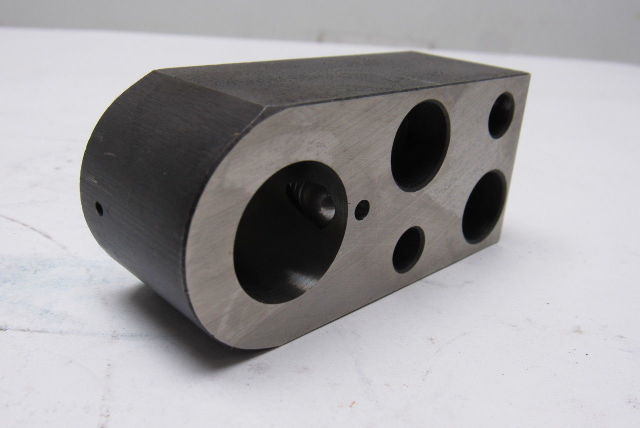 DAYTON LRE-87 LAMINA Alloy Steel Punch Retainer New In Box Lot/1 Tooling