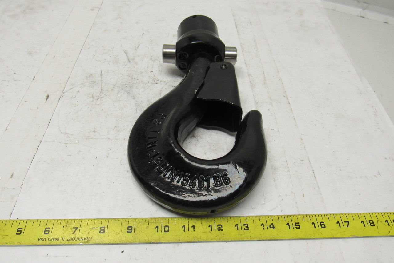 Forge Crane Hook Machined W/Safety Latch  Nr.1,6