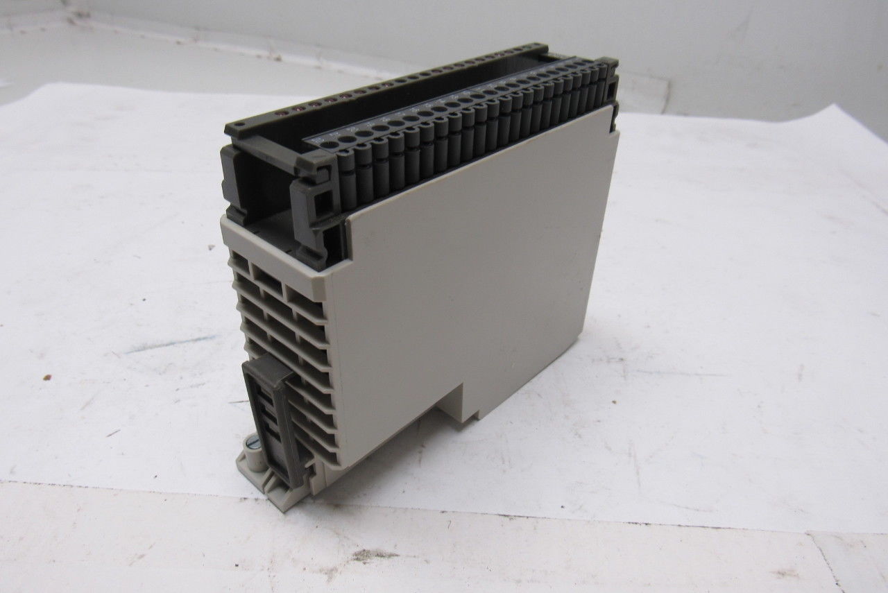 AEG 6728-042.248298 Modicon DEO 216 Input Module 24VDC 16 Point