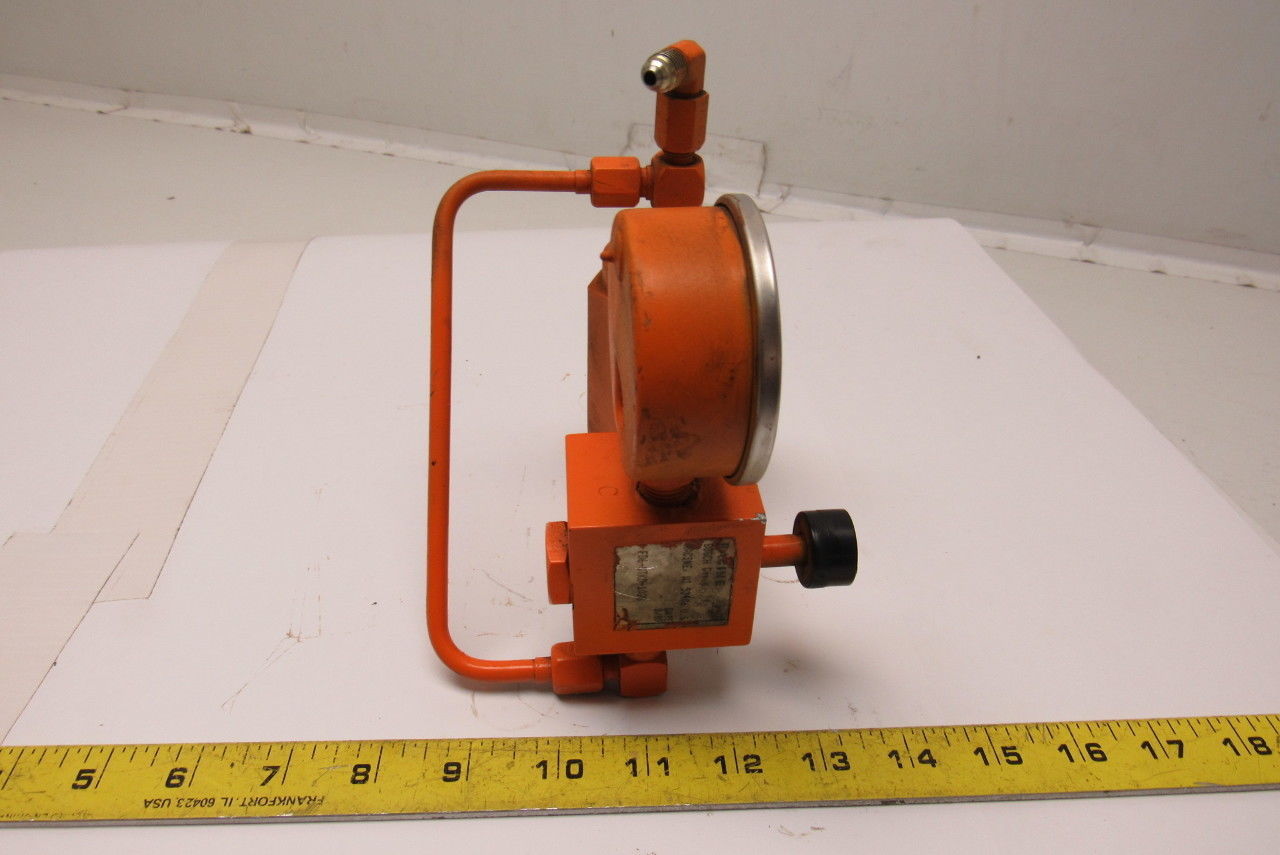 Racine FF5 NHPQ 02S Air Bleed Valve 3000psi 25to40Gpm W/Gauge Isolator