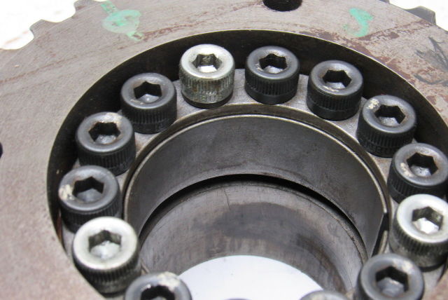 Goodyear M47134 Rev. B Synchronous Belt Sprocket 32 Teeth 145mm OD X 72mm Wide
