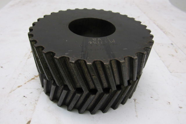 Goodyear M47134 Rev. B Synchronous Belt Sprocket 32 Teeth 145mm OD X 72mm Wide