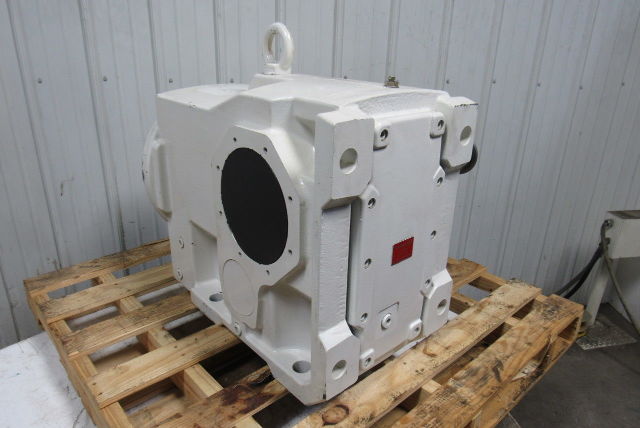 NORD GEAR 9082XZ-N210TC 82.88:1 Speed Reducer Gearbox Right Angle 06200 In/Lb.