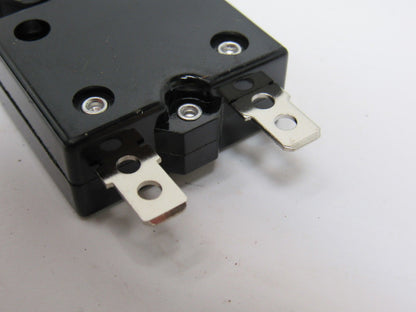 TUV 28A 125-250 VAC 32 VDC Push Reset Thermal Circuit Breaker Box Of 900