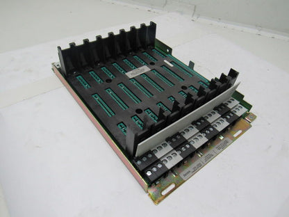 Siemens 500-5892 Base Module Rack 8 Slot
