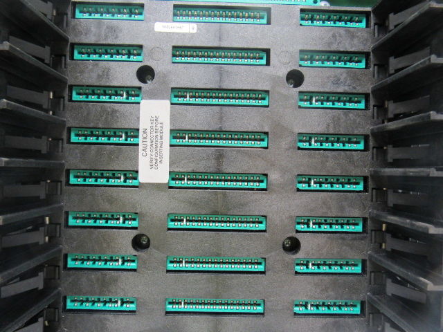 Siemens 500-5892 Base Module Rack 8 Slot