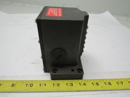 Balluff BNS-113-D06-L12-100 Mechanical 6 Position Roller Limit Switch 240V 6A