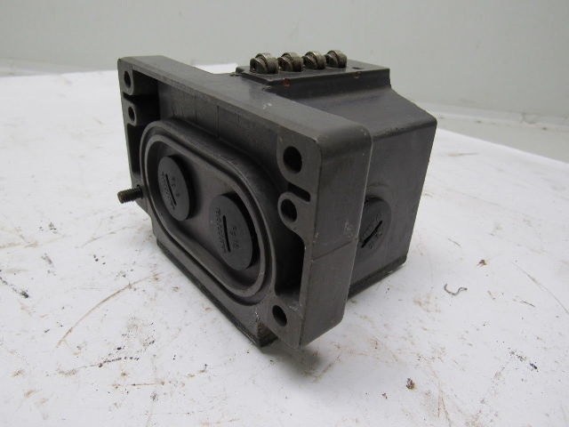 Balluff BNS-113-D04-L12-100 Mechanical 4 Position Roller Limit Switch