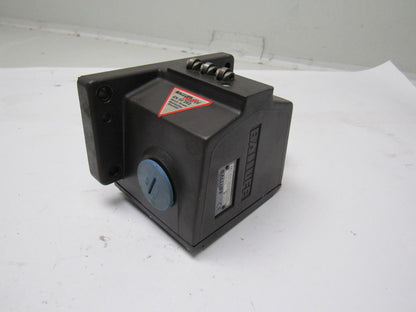 Balluff BNS-819-D03-R12-100 Mechanical 3 Position Roller Limit Switch