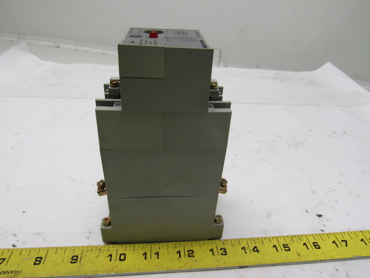 A-B Allen Bradley 700-RTC20100U24 Series A Solid State Adjustable Timing Relay