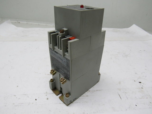 A-B Allen Bradley 700-RTC1110OU24 Series A Solid State Adjustable Timing Relay