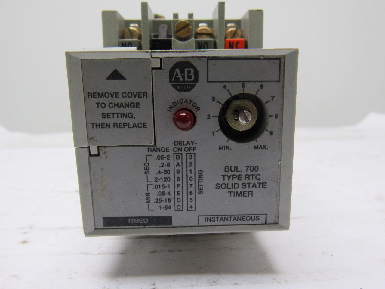 A-B Allen Bradley 700-RTC1110OU24 Series A Solid State Adjustable Timing Relay