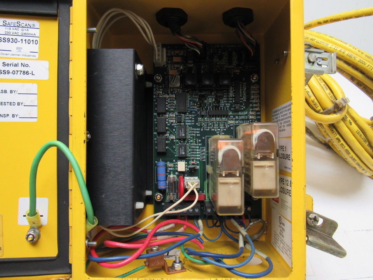 Dolan Jenner Industries SafeScan 9 SS930-11010 Light Curtain Control Box