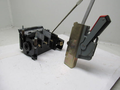 Allen Bradley 1494V-DS30 Series A 30A 3 Pole Disconnect Block W/Door Operator