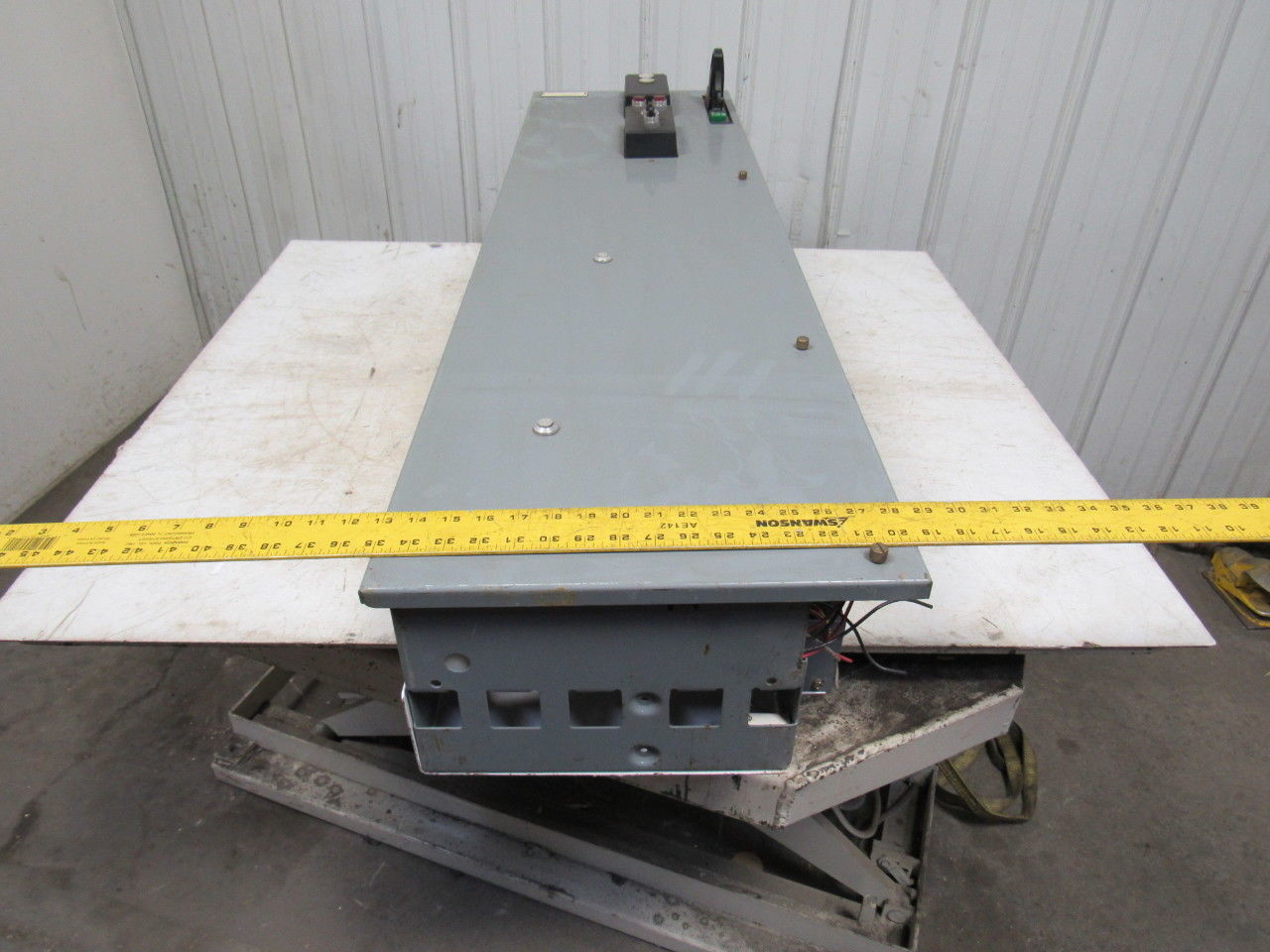 Allen Bradley 520VF-EOD-XXX Ser B 2 Speed Starter 50HP Size 3 Bucket Assembly