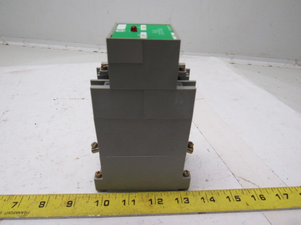 Allen Bradley 700-RTC13Z010U24 Solid State Fixed Time Delay Relay OFF 1 SEC.