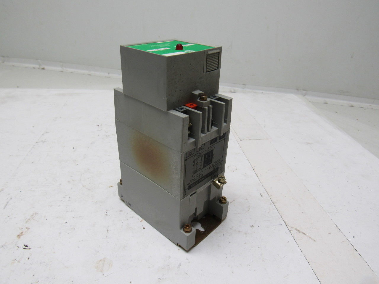 Allen Bradley 700-RTC13Z010U24 Solid State Fixed Time Delay Relay OFF 1 SEC.