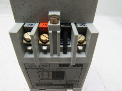Allen Bradley 700-RTC13Z010U24 Solid State Fixed Time Delay Relay OFF 1 SEC.