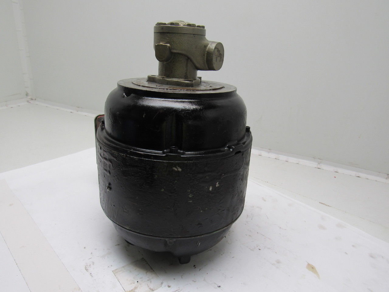 Cadillac Tracing Systems 8307VX958 Hydraulic Pump Motor W/ Gear Pump 220/440V