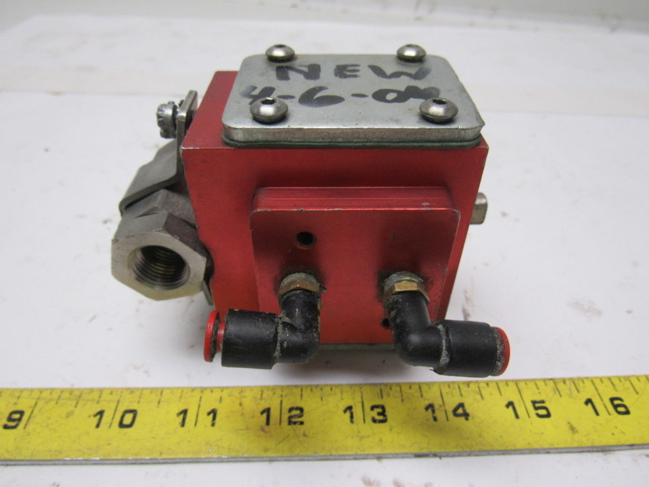 Gemini A90BD-R CW-C 3/8" NPT Pneumatic Ball Valve Actuator 90° Right Hand Turn