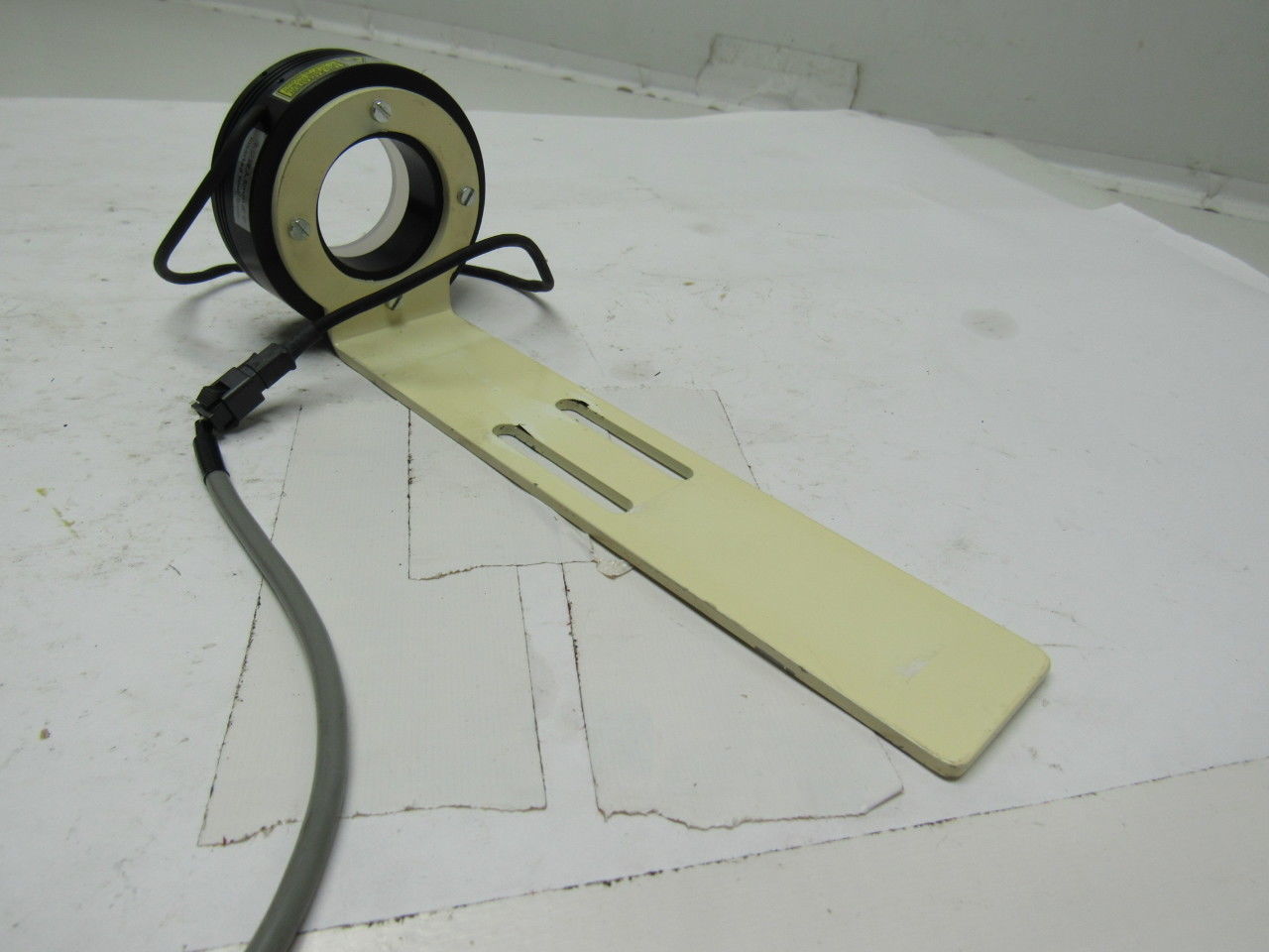 CCS COGNEX LDR2-70RD 70MM Machine Vision LED Camera Light 35mm ID 12V 6W W/Mount